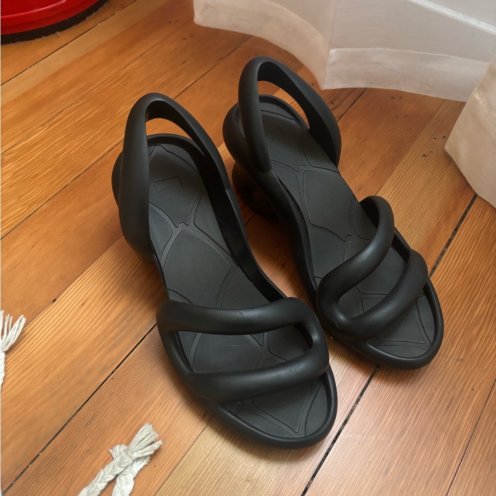 Camper Kobarah heels